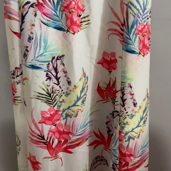 Bollie Tropical Floral Print Maxi Wrap Dress Size 8 Flutter Sleeve Feminine Date - Picture 10 of 10